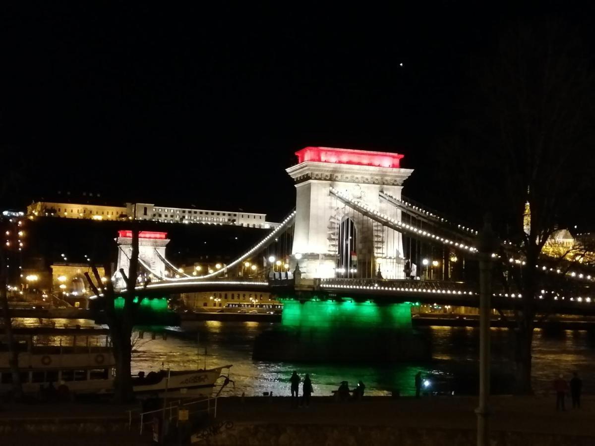 Simply The Best Location Budapest Esterno foto